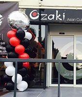 Farblich passende Ballondekoration für das Ozaki Restaurant